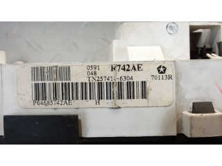 Přístrojová deska Dodge Grand Caravan 2003 R742AE