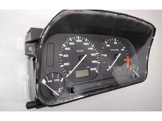 Přístrojová deska Volkswagen Caddy 2005 88311235