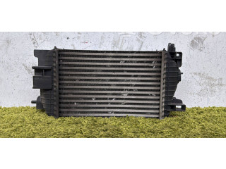 Интеркулер  13283251   Opel Meriva B 