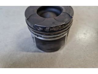 Поршень с шатуном Mitsubishi L200