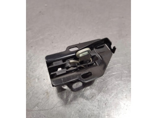 Генератор    Peugeot Partner      