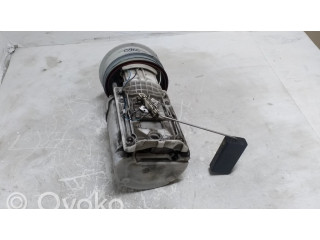 Насос топлива (в топливном баке)