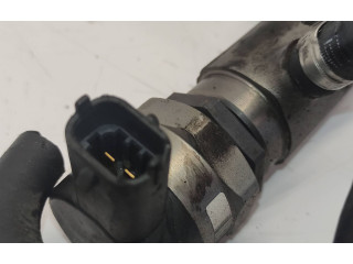 Топливная рампа 30777554, 068824L5   Volvo XC90  