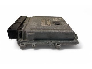 Блок управления двигателем Блок управления 30729826A, 0281012103   Volvo V70