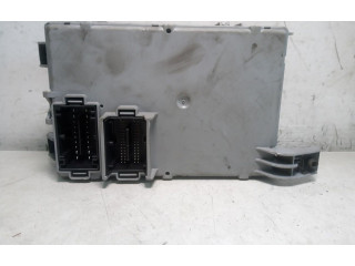 Блок предохранителей 00519383540   Opel Combo D    