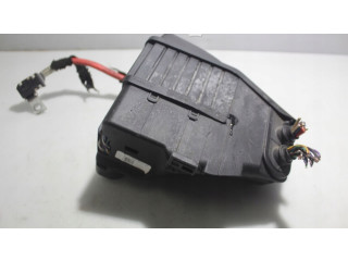 Блок предохранителей     Volvo S80    