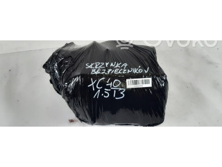 Блок предохранителей acm764 Volvo XC40