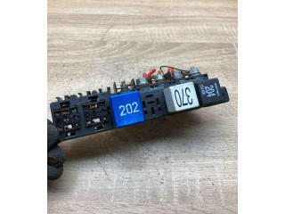 Блок предохранителей  8L0941822A, 431951253H   Audi A3 S3 8L    