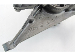 Масляный насос   6061810801  Mercedes-Benz Vito Viano W638 