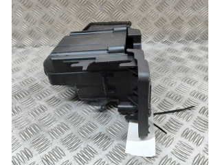 Блок предохранителей  31652062, 31652061   Volvo XC90    