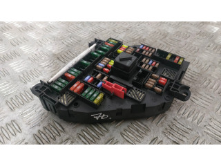 Pojistková skříňka 9252813 BMW 5 F10 F11 2011