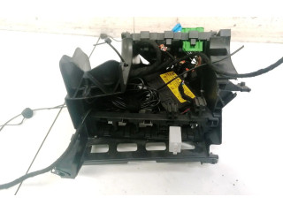 Блок предохранителей 1K1941379A Skoda Octavia Mk2 (1Z)