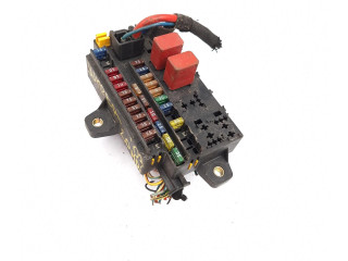 Блок предохранителей 1332052080, 46520122   Skoda Superb B5 (3U)    