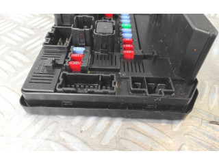 Pojistková skříňka 284B7JD02A Nissan Qashqai 2009