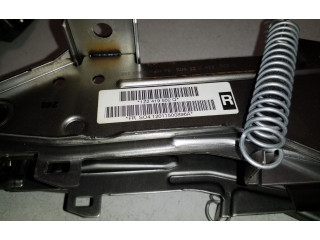 Ось рулевого колеса 1Z2419502Q Skoda Superb B6 (3T)