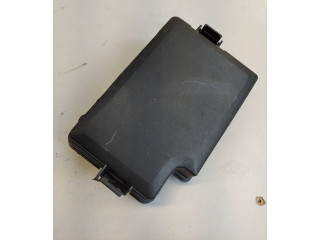 Блок предохранителей  91956J7100   KIA Ceed    