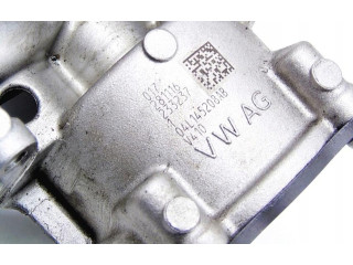 Масляный насос 04L145208AB Skoda Superb B5 (3U)