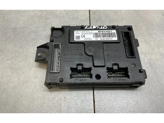 Блок комфорта 284B16557R Renault Captur