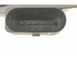 Моторчик заднего дворника 04L128063AD, 04L128063AD    Volkswagen Transporter - Caravelle T6