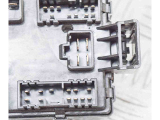   Pojistková skříňka MB649041   Dodge Stealth 1991