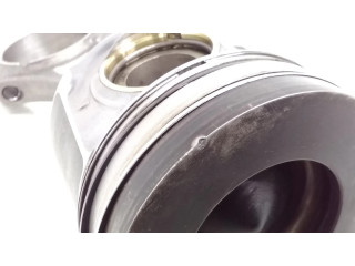 Píst 0843ME, 857101205   BMW 2 F22 F23  pro naftový motor 2.0  1068