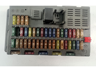 Блок предохранителей  6906626   Mini One - Cooper R50 - 53    