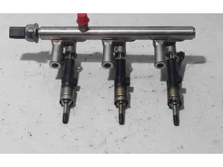 Топливная рампа 9802438180 Peugeot 2008 I