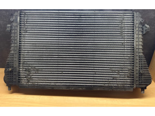 Интеркулер  1K0145803E, 1K0145803L   Volkswagen Touran I 