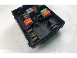 Блок предохранителей 1K0937125A Volkswagen Caddy