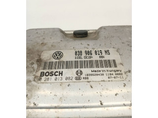 Блок управления двигателя 038906019NS, 1039S20430 Skoda Fabia Mk2 (5J)