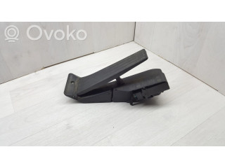 Педаль акселератора