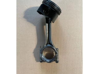  Поршень с шатуном  05L  Skoda Octavia Mk4  