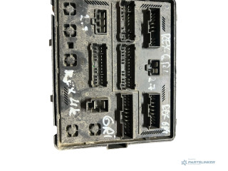 Блок предохранителей Y220EDP SsangYong Rexton