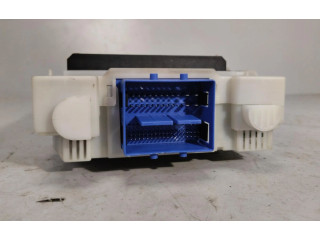 Блок предохранителей 7G9T14C256HA Volvo S80