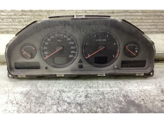 Панель приборов 8602474, 9459821   Volvo V70       