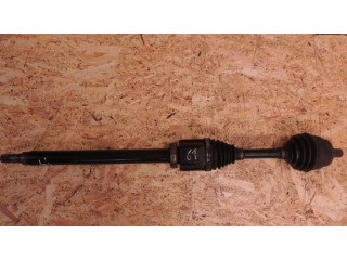 Передняя полуось