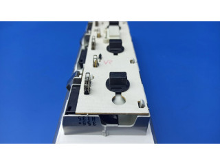 Включатель освещения интерьера