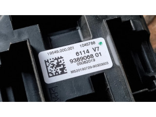 Pojistková skříňka 9389068 BMW 2 F22 F23 2019