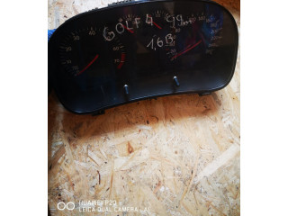 Přístrojová deska Volkswagen Golf IV 1999 1J0919861D