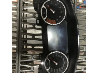 Панель приборов    Jeep Renegade       