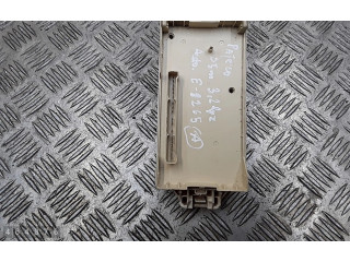 Pojistková skříňka Mitsubishi Pajero 2005