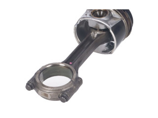 Поршень Шатун 04L107065A Volkswagen PASSAT B8