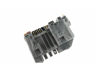   Pojistková skříňka 2215401350   Mercede-Benz S W221 2008