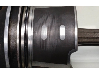  Поршень с шатуном D4164T W301  Volvo V70  