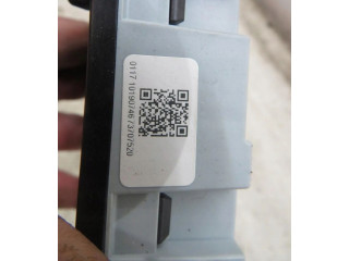 Блок предохранителей CPLA-14Q073-AA Jaguar XE