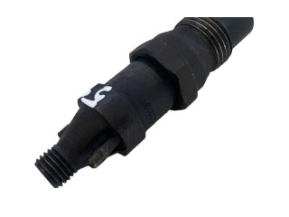 Vstřikovač 068130201B Volvo 940