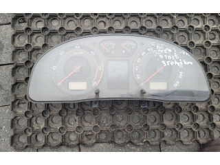 Панель приборов 3U0920841A, 110080115007 Skoda Superb B5 (3U)