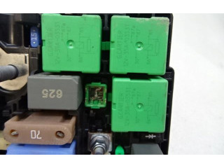 Блок управления двигателем Блок управления 9804848580   Opel Combo E