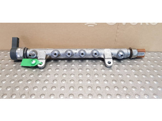 Топливная рампа 03L130089A, 057130764H   Audi A3 S3 8P  