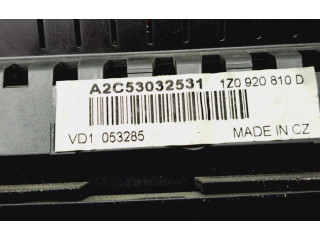 Панель приборов 1Z0920810D Skoda Octavia Mk2 (1Z)